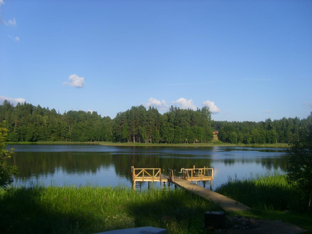 Villa Ezerkalni Raiskums Zimmer foto